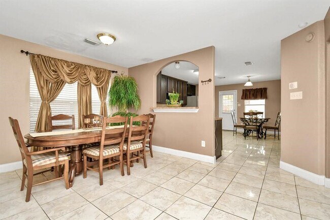 Photo - 1215 Lavender Shade Ct