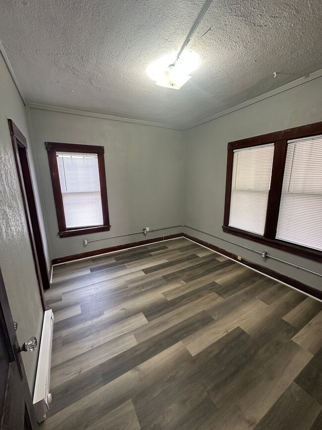 Photo - Recently Refreshed