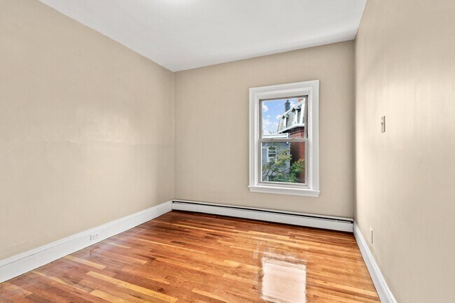 Photo - 58 Bennington St Unit 2