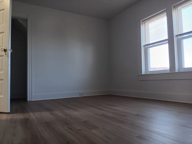 Photo - 536 Harrison Ave