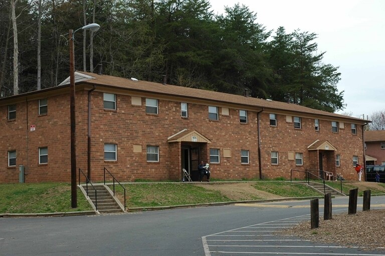 Photo - 1976 Maryland Ave Apartments