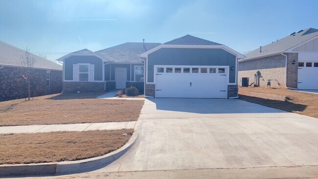 Photo - 3 Bedroom 2 Bathroom 2 Car Garage Home in Oakdale School District
