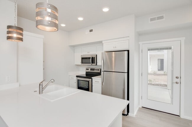 Photo - 2 Bedroom Apartments in Caldwell With Styl... Unit C201