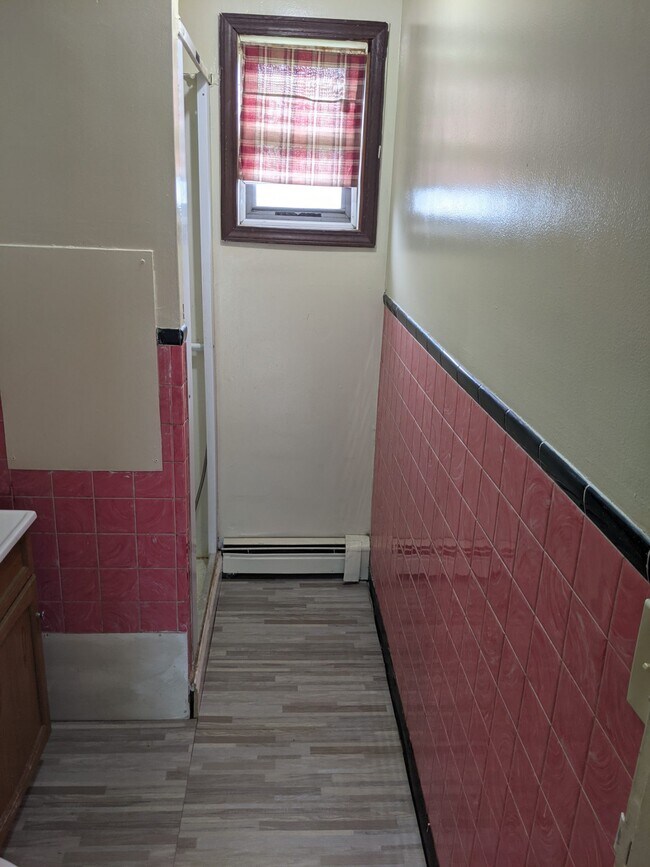 Photo - 10891 Perry Hwy Unit #1