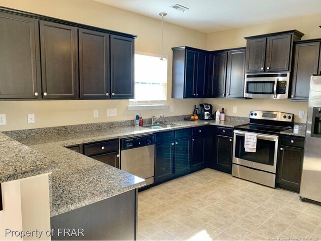 Photo - 211 Rainmaker St