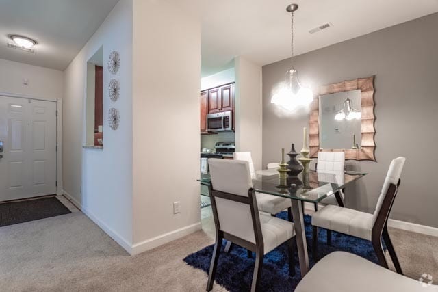 2BR,2BA,-1200SF