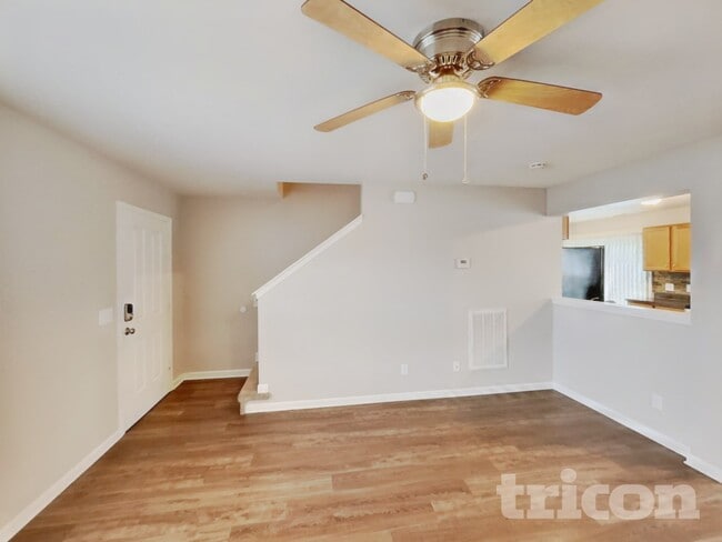 Photo - 2187 Erin Ln