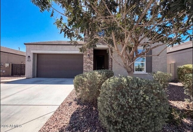 Building Photo - 2528 N Comiskey Dr