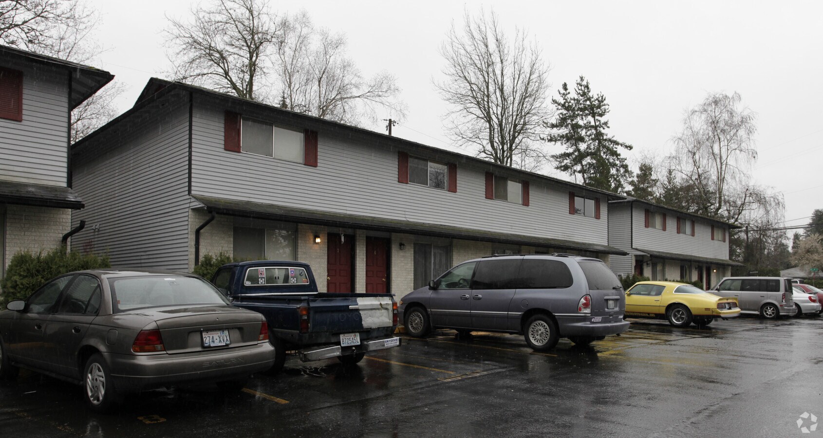 Photo - Sirrah Court Apts