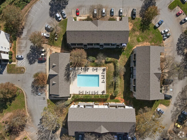 Building Photo - NOVA Lake Norman Rental
