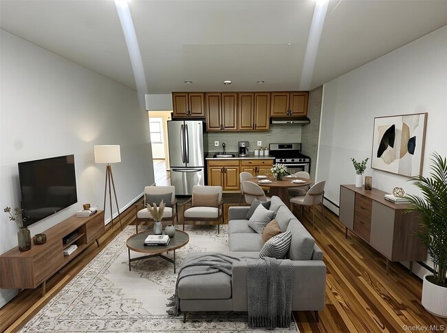 Building Photo - 210 Wellington St