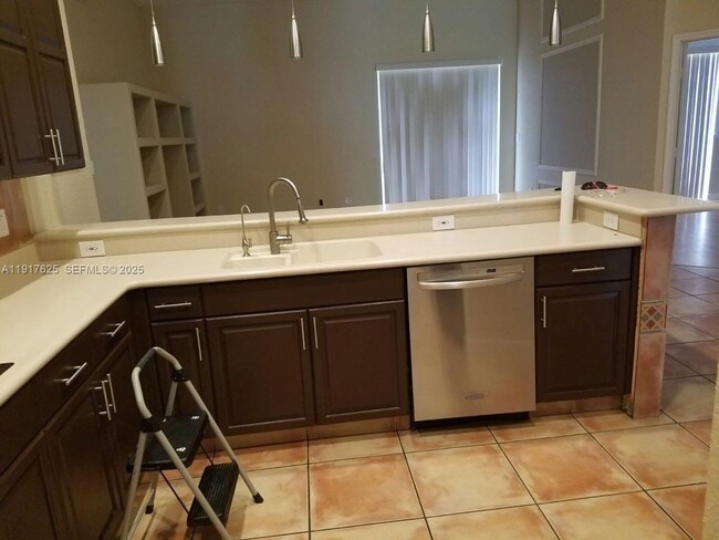 Photo - 11313 NW 65th St