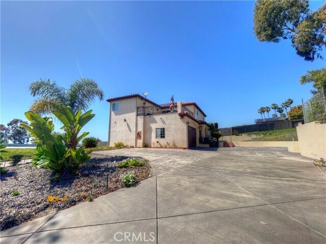 Photo - 104 Avenida Caballeros