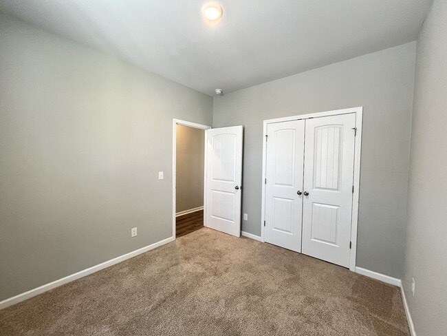 Photo - Beautiful Townhome in Columbia minutes to ...