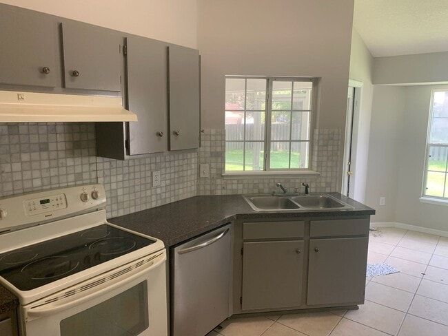 Photo - 3 bedroom 2 bath home in Mentone