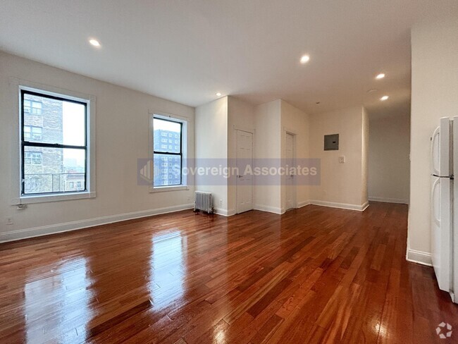 Building Photo - 935 St Nicholas Ave Unit 2C Rental