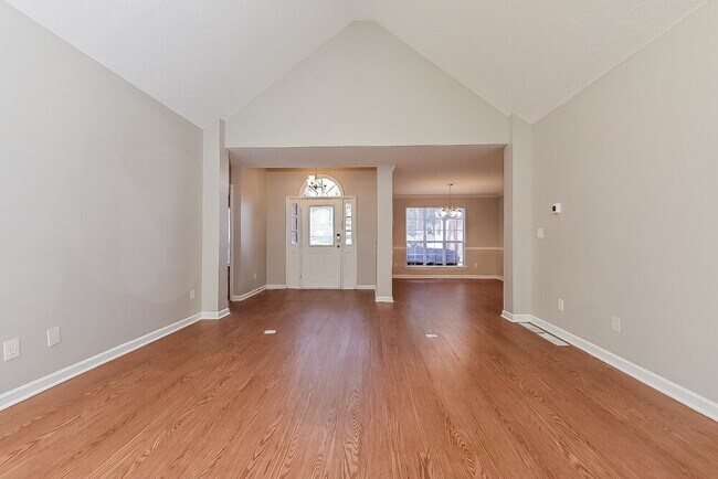 Photo - 134 Brookhaven Ln