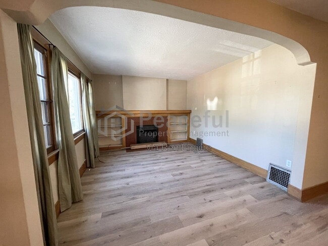 Photo - 1637 S 800 E