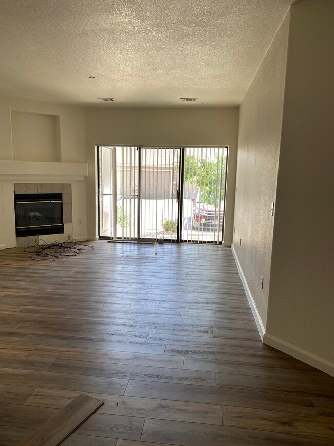 Large living area - 7369 Gore Range Rd Unit 204