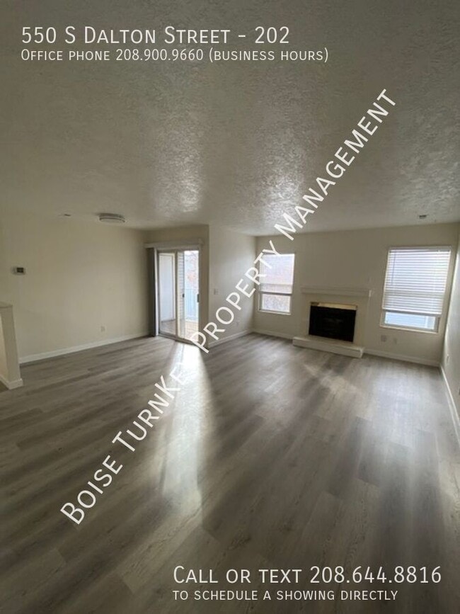 Photo - 550 S Dalton Ln Unidad 202