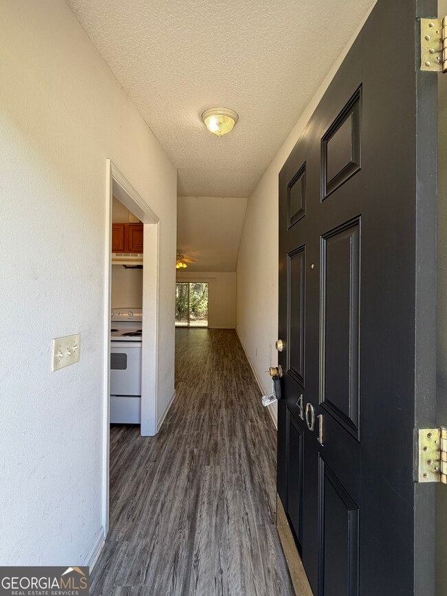 Photo - 401 Lawnwood Ct