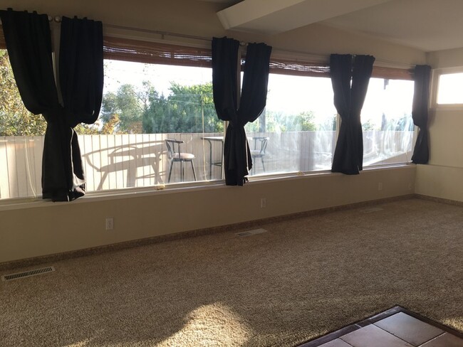 Photo - 1779 S Foothill Dr