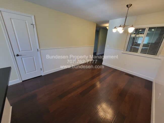 Photo - 19019 5th St W
