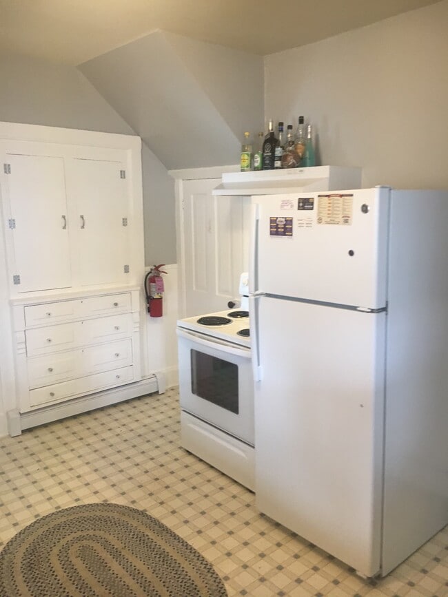 Photo - 258 Lee St Unit 258