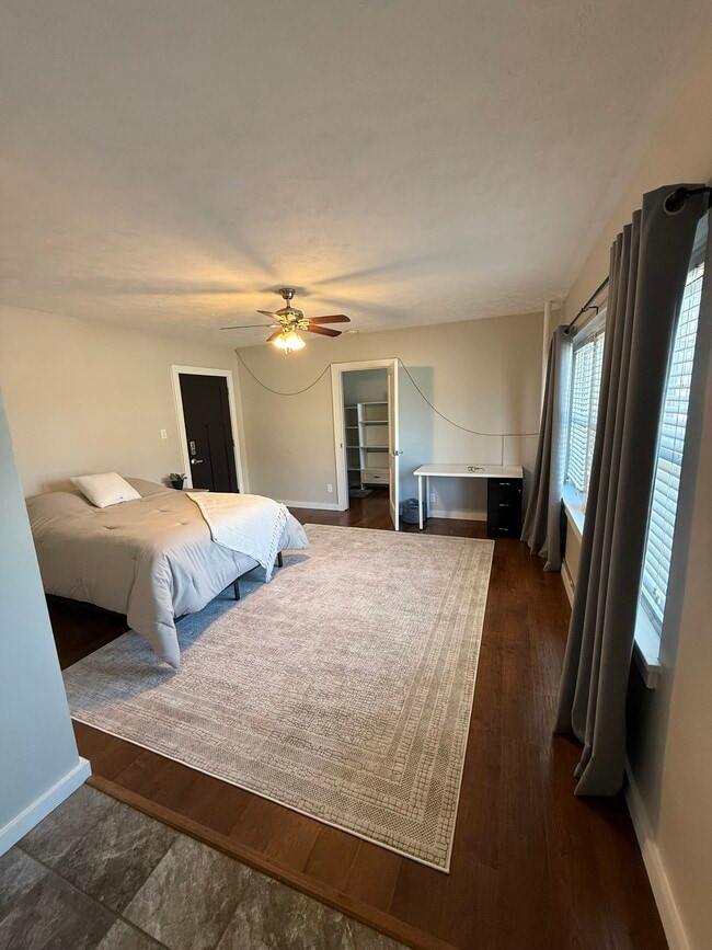 Photo - 1630 H St Unidad A3