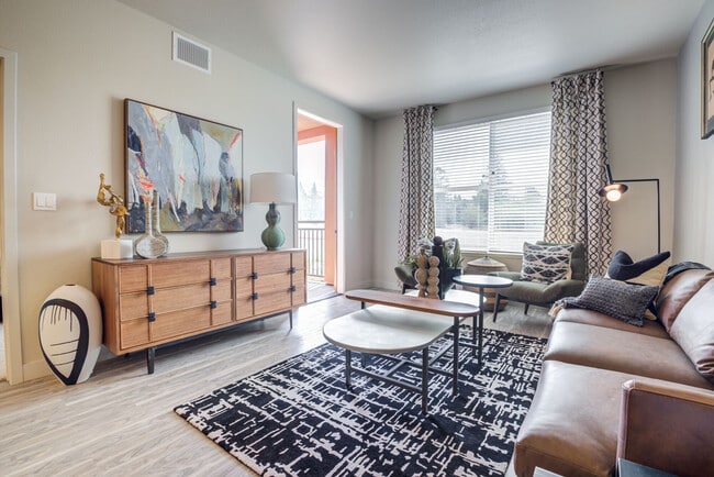 Photo - Renaissance Square