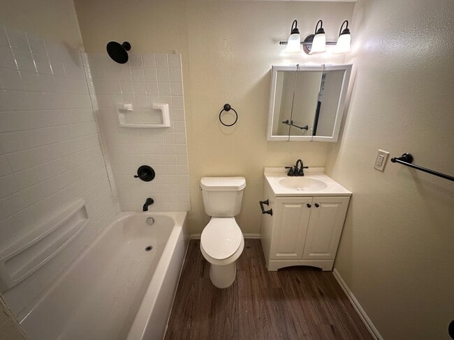 Photo - 3 Bedroom 2 Bath home