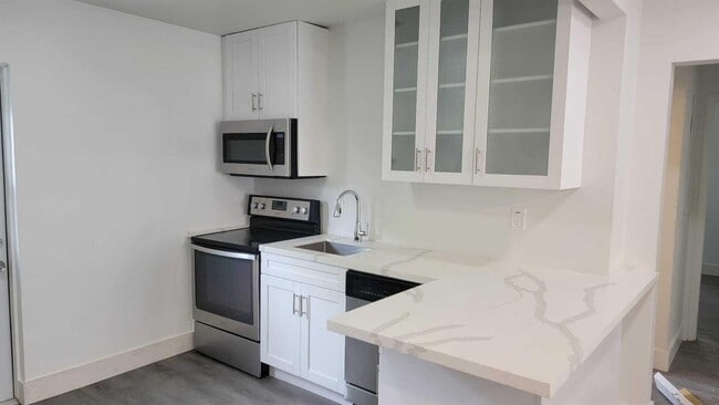 Photo - 1845 Sherman St