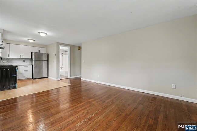 Photo - 203 Brinkerhoff St Unit 2