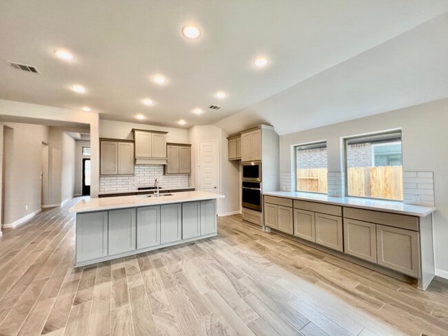 Photo - 1351 Park Path Dr