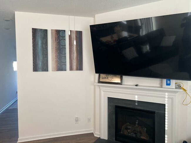 Photo - 8642 Leeanna Brooke Ln