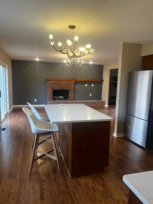 Photo - 1054 Wellington Rd