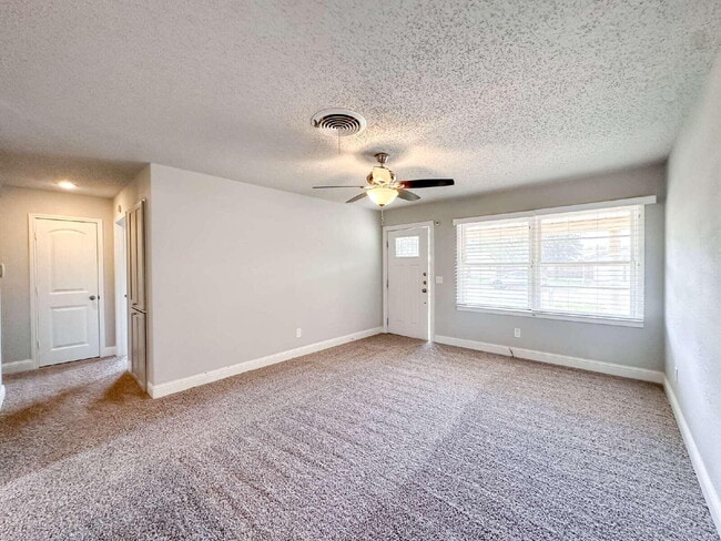 Photo - 5410 23rd St