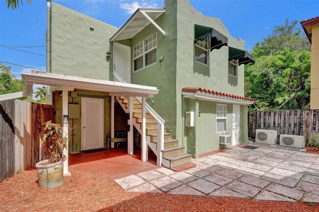 Photo - 639 SW 5th Ave House