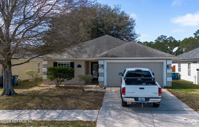 Building Photo - 11916 Hayden Lakes Cir Rental