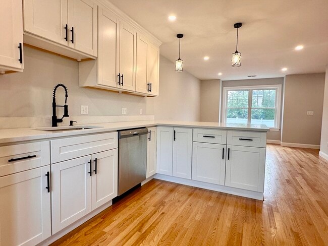 Photo - 71 Bolivar St