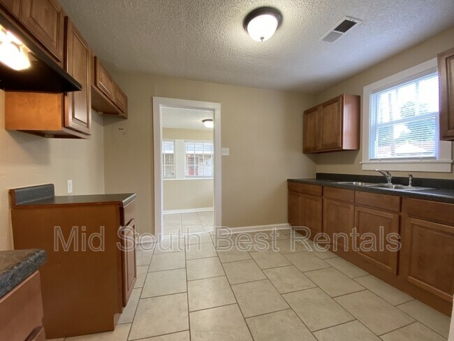 Photo - 2027 Tulsa Ave