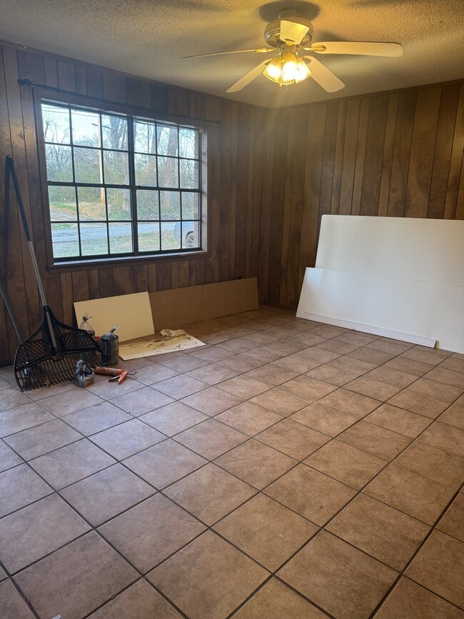 Photo - 1206 Rosewood Dr