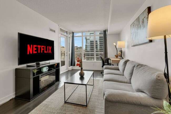 Photo - 151 Dan Leckie Way Unité SI ID1491177P