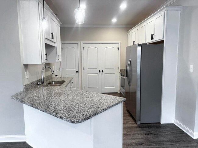 Photo - 6533 Fortuna Ave