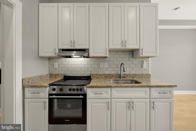 3529 14th St NW Unit 1