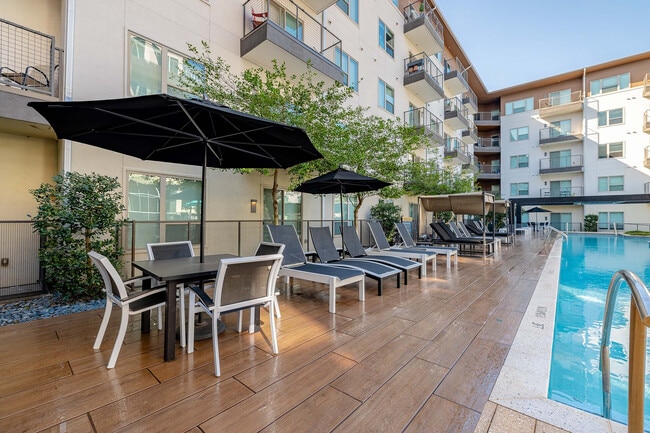 010CAF_Evoke_EXAM_XS_02_2025 - Evoke