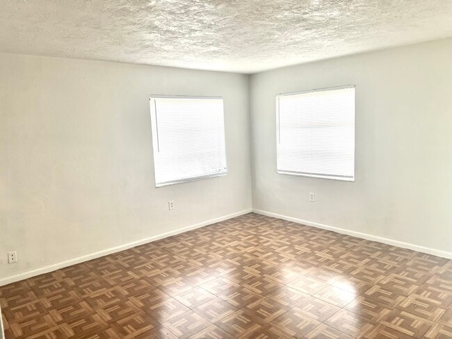 Photo - 5617 19th St W Unit B