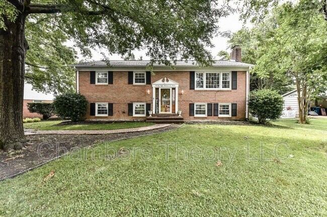Building Photo - 7807 Suffolk Ct Rental