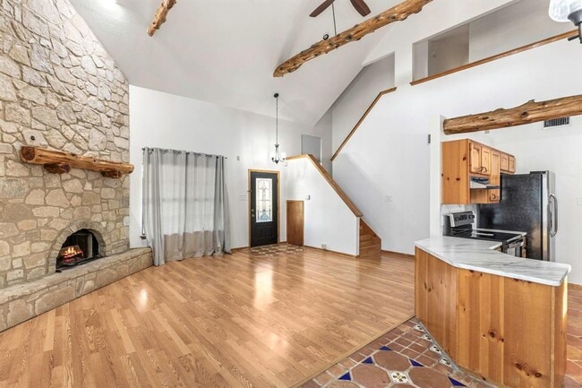 Photo - 4930 State Park Rd