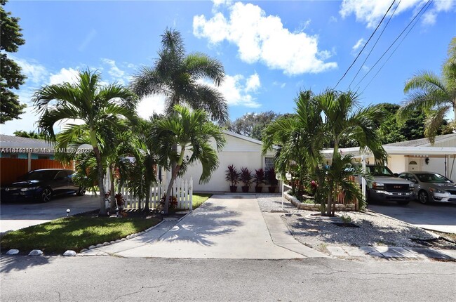 Photo - 2490 NE 184th St Apartment Unit 2490